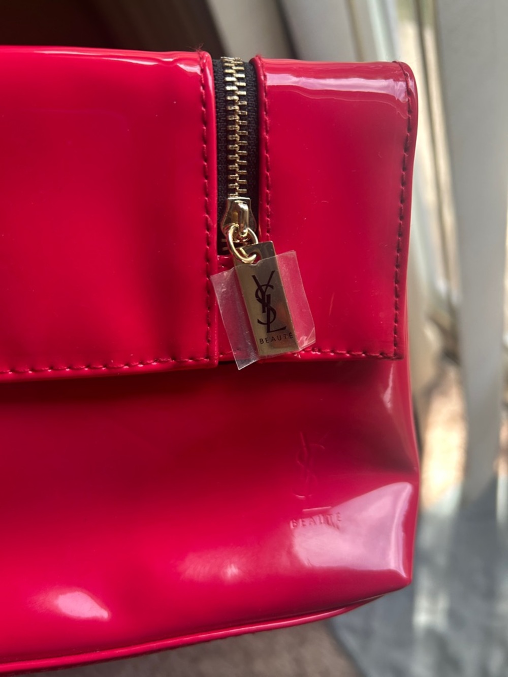 YSL Pink Patent Leather Clutch/Beauty Bag - Picture 6 of 6